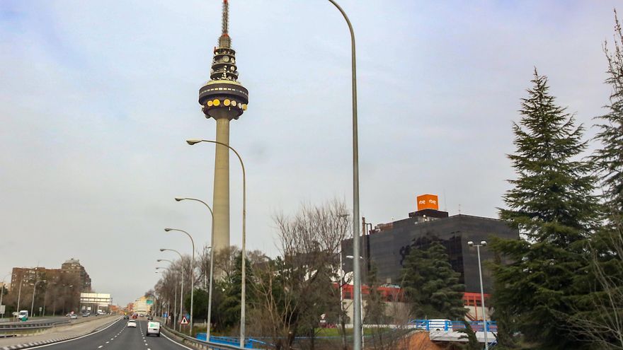 Archivo - Inmediaciones de la sede de RTVE con Torrespaña, conocida popularmente como `El Pirulí´en el mismo día en que PP y PSOE han anunciado el cierre de un acuerdo para renovar el Consejo del organismo público, en Madrid, (España)