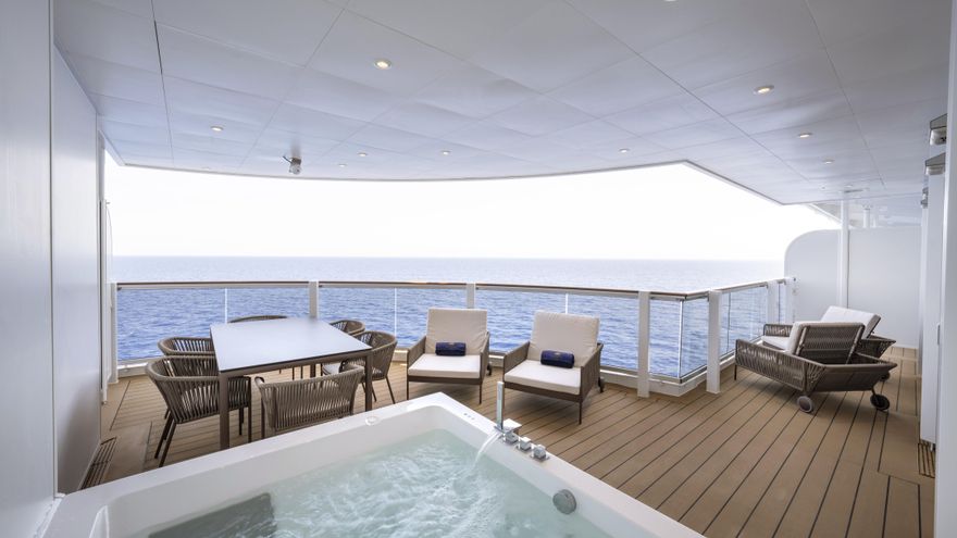 'Suite' con jacuzzi en MSC Seashore