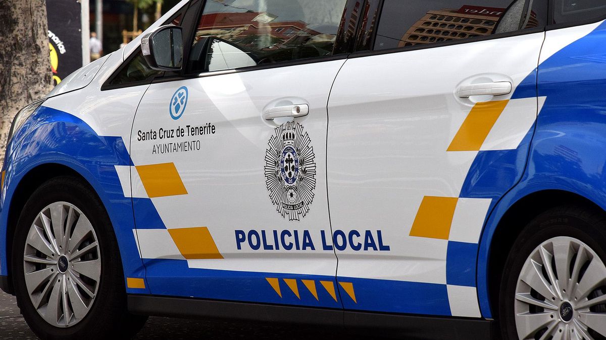 Persecución policial en Santa Cruz de Tenerife: el conductor dio positivo en alcoholemia y no tenía carnet de conducir