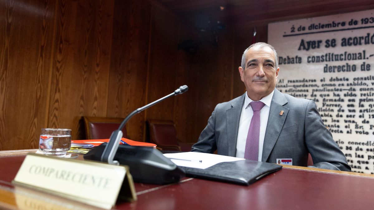 El consejero de Cohesión Territorial del Gobierno de Navarra, Óscar Chivite, este martes en el Senado.