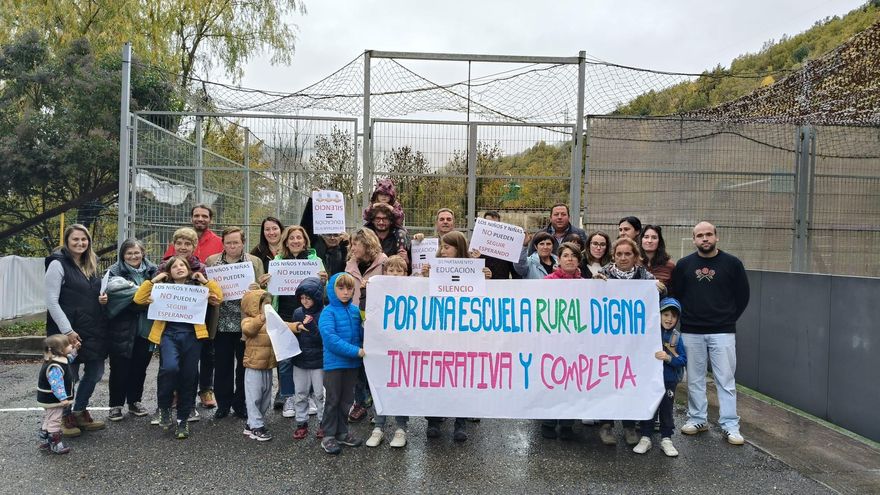 Denuncian la falta de personal en el colegio de Montanuy (Huesca): “Nuestros hijos no pueden seguir esperando”