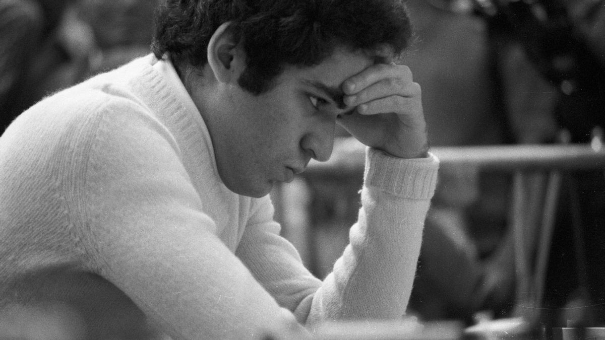 El día que Kaspárov perdió contra Deep Blue, una máquina que anticipaba el desembarco de la IA