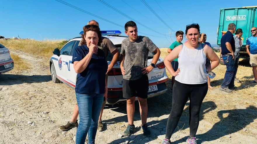 Los Bomberos de Álava intervienen en incendios en Mendoza, Garaio y Treviño