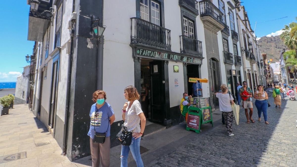 Calle Pérez de Brito en intersección con El Puente.