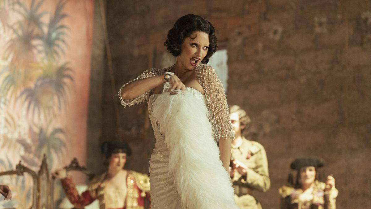 Penélope Cruz como Nené Romero en 'La bola negra'