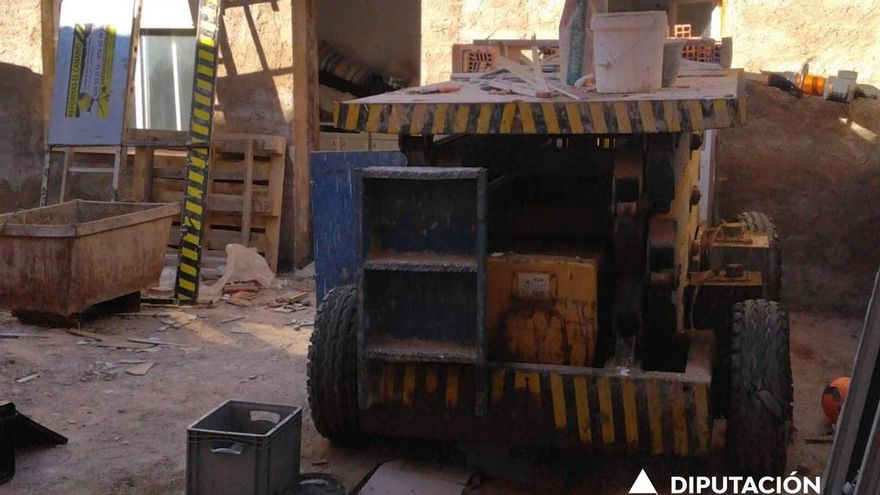 Muere un trabajador autónomo en Calatorao, Zaragoza, atrapado entre una pared y una plataforma elevadora