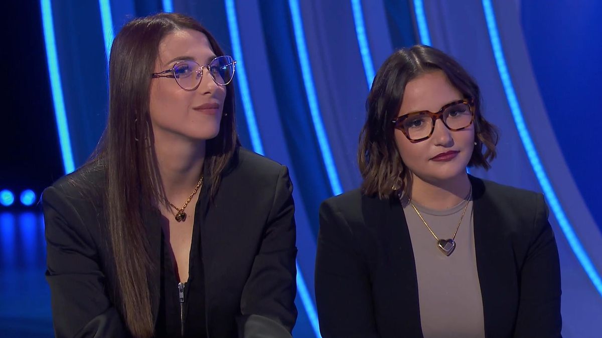 Ana y Giovanna, amigas de Albert Infante, en 'Hay una cosa que te quiero decir'