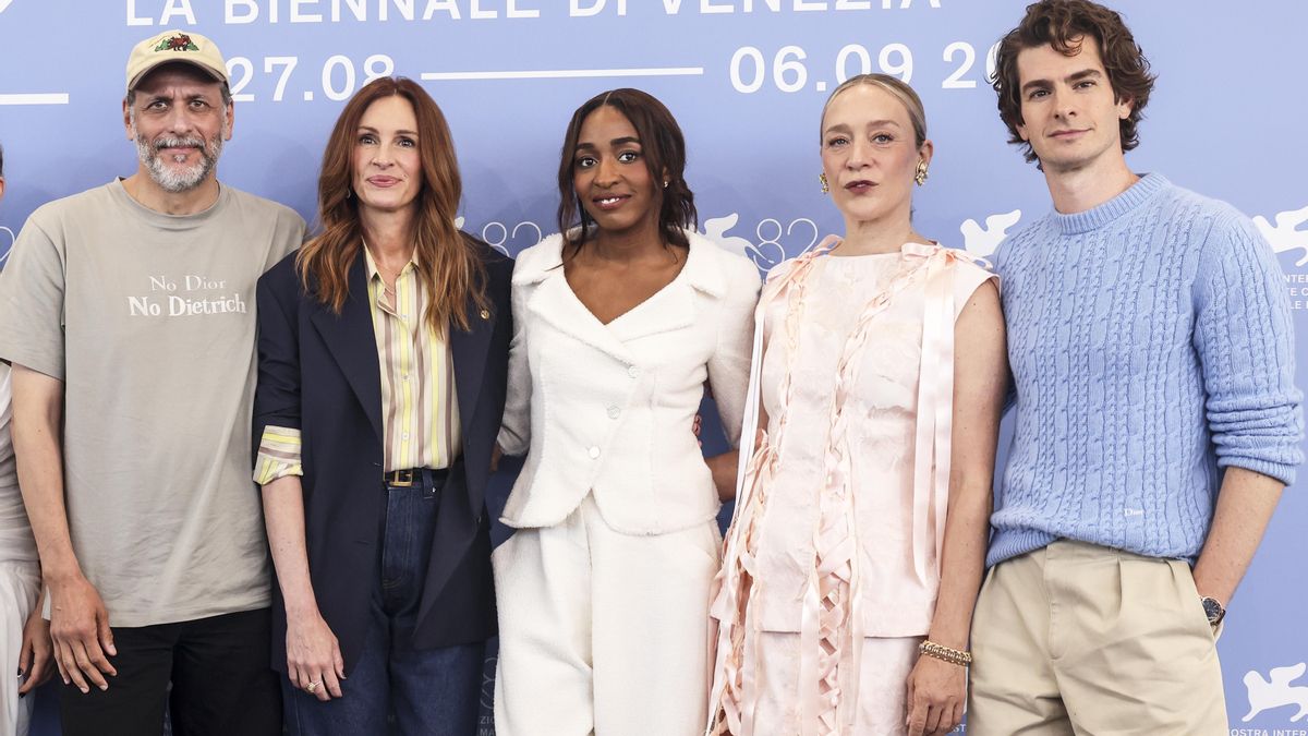 Luca Guadagnino, Julia Roberts, Ayo Edebiri, Chloe Sevigny y Andrew Garfield en el Festival de Venecia