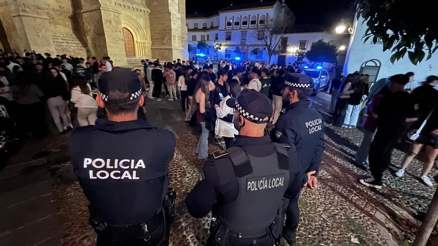 Bellido: "Hemos erradicado el botellón de las Cruces"