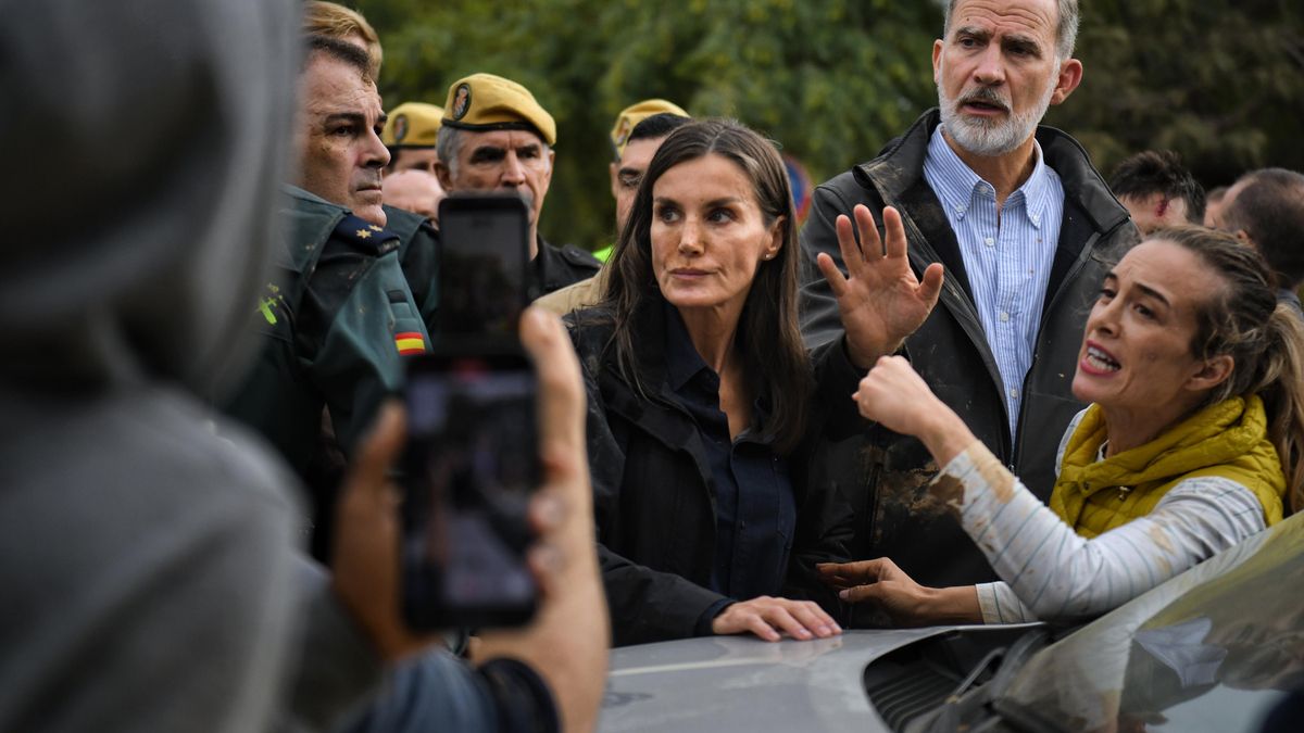 Els reis, el 4 de novembre de 2024, després de la pluja de fang a Paiporta.