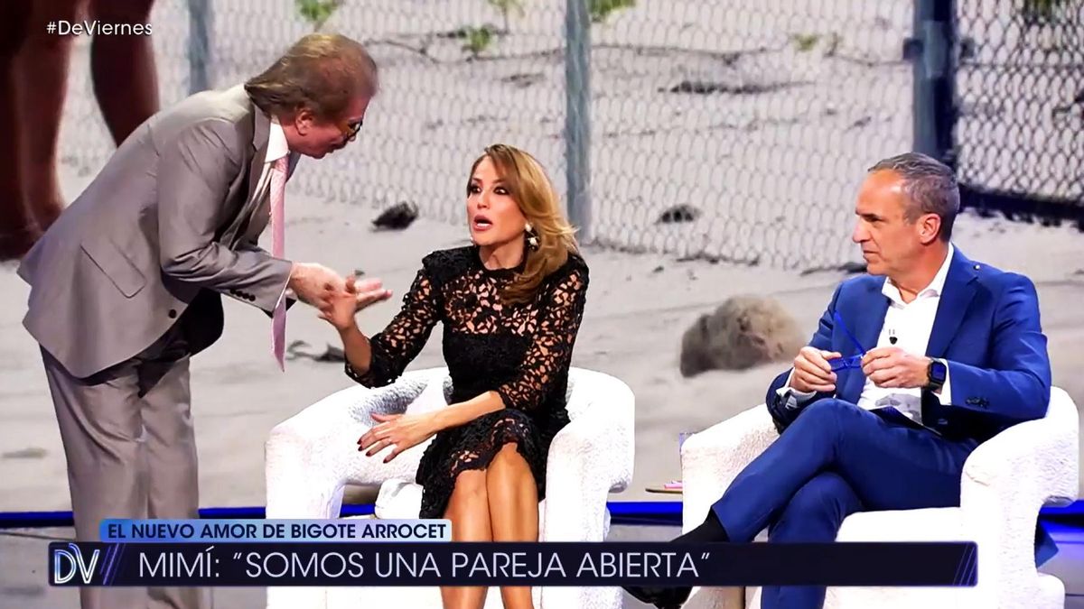 Edmundo Arrocet se acerca a Beatriz Archidona durante su rifirrafe en 'De Viernes'