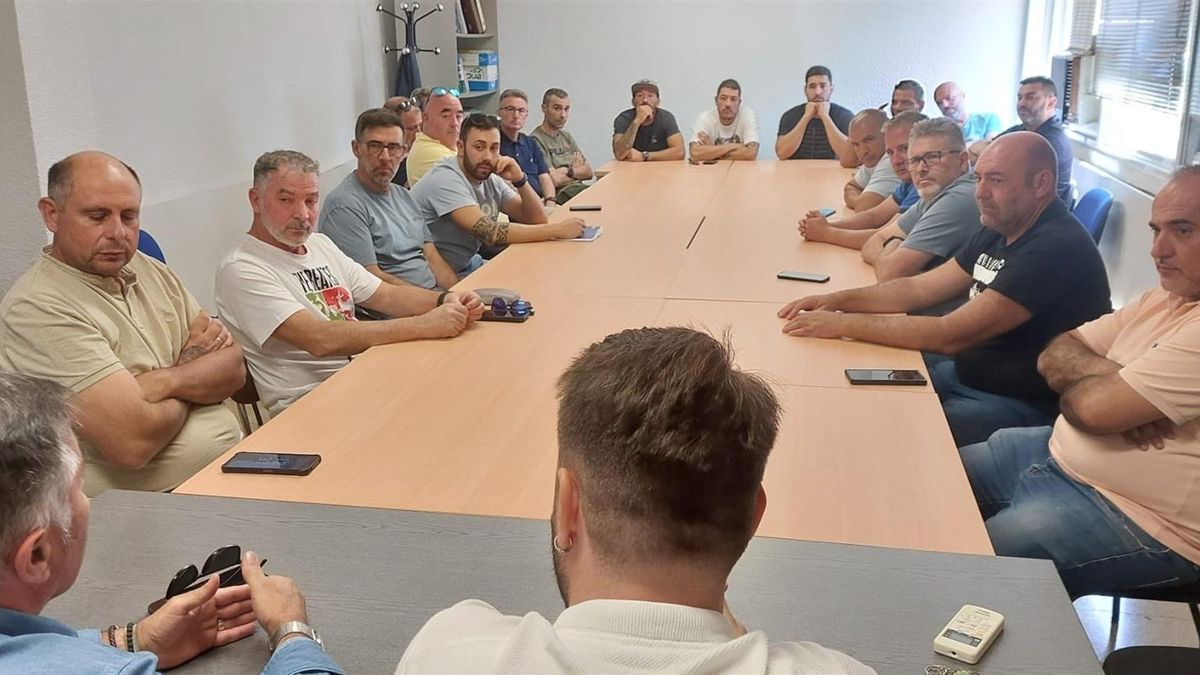 Amenazan con huelga en Repsol Puertollano si no se resuelve el conflicto de Eserman y del convenio del metal