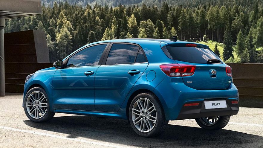 El Kia Rio combina el aire moderno y juvenil con un punto de mayor elegancia.