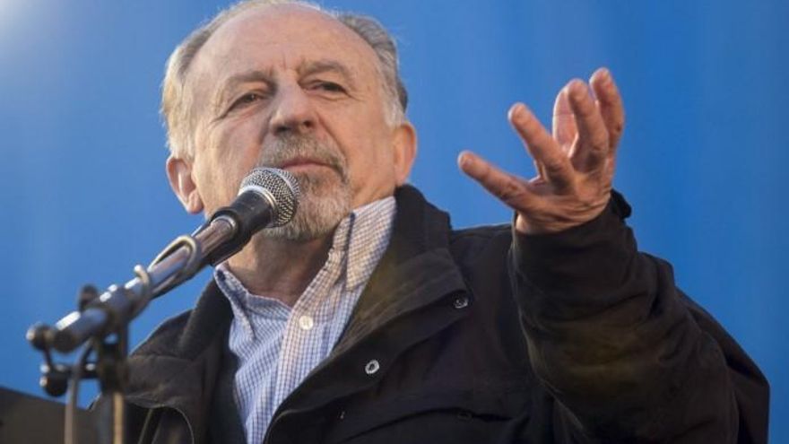 Las dos CTA convocan a protestar el jueves contra Milei: "Este gobierno tiene el boleto picado y termina en la quiebra de la Argentina"