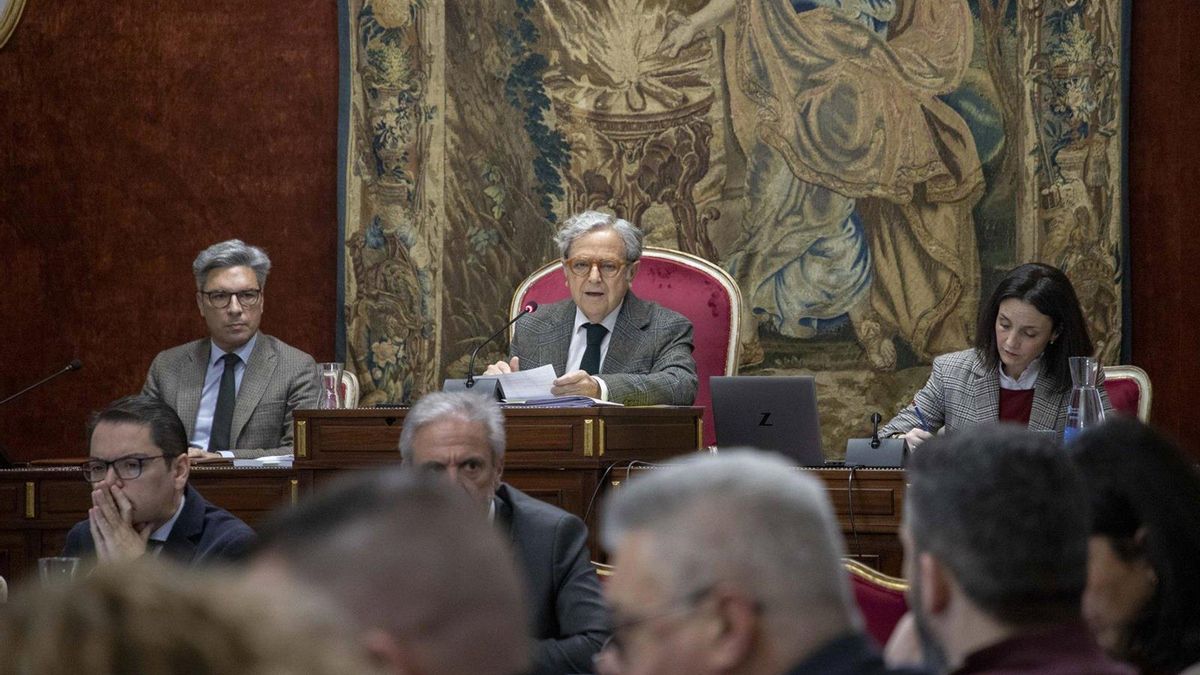 El Pleno de la Diputación aprueba el 'Diputación Invierte 2026' gracias al voto del PP y a la abstención de IU