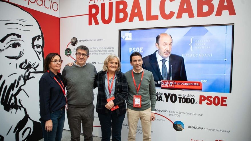 Inauguración espacio Alfredo Pérez Rubalcaba en el XV Congreso PSOE Cantabria