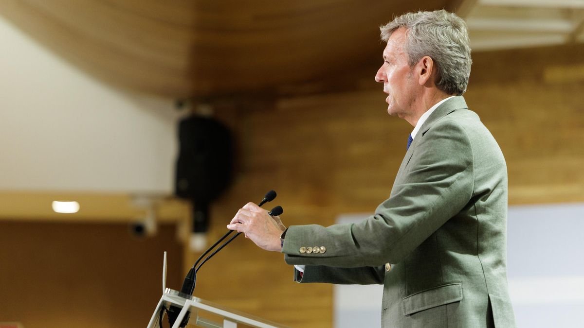 Rueda admite que la Xunta no se interesó en 16 años por los bidones con restos radiactivos frente a la costa gallega