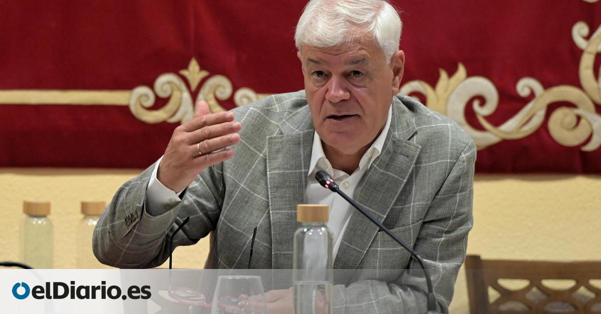 El presidente del Cabildo de El Hierro (PSOE) no descarta la incorporación de otros grupos políticos al Gobierno insular
