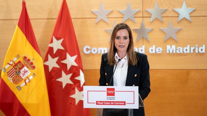 La portavoz de Vox en la Asamblea de Madrid, Isabel Pérez Moñino-Aranda, ofrece una rueda de prensa