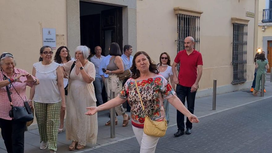 Amenazas de muerte, insultos y periodistas señalados por la alcaldesa en un nuevo pleno en Don Benito