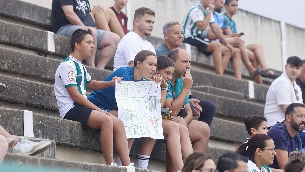 Entrenamiento del pretemporada del Córdoba CF a puerta abierta
