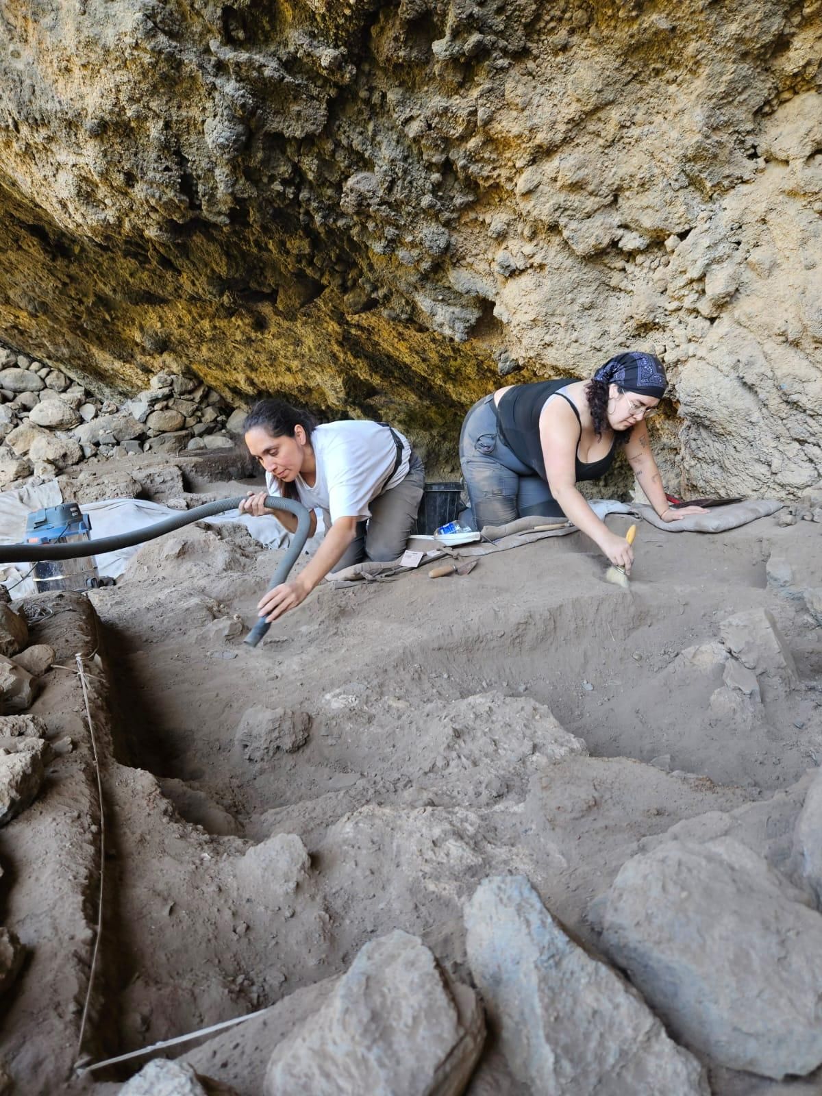 Excavación en el Tendal.
