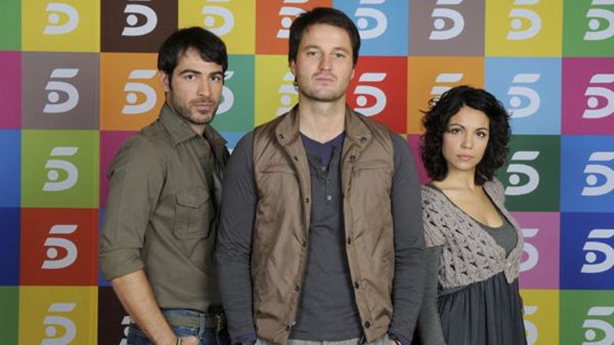 Foto promocional oficial de 'Fuera de juego' en Telecinco