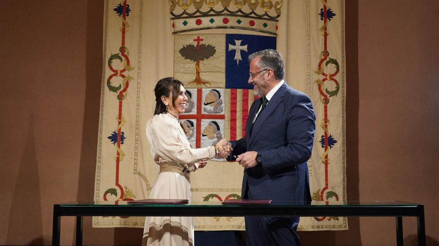 Vox usa las Cortes de Aragón y Castilla y León para impulsar su idea de 'nación' española con los Reyes Católicos