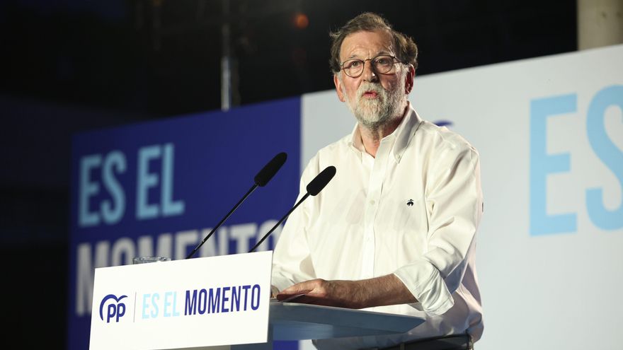 Mariano Rajoy, durante su intervención en el mitin del PP en Sevilla.