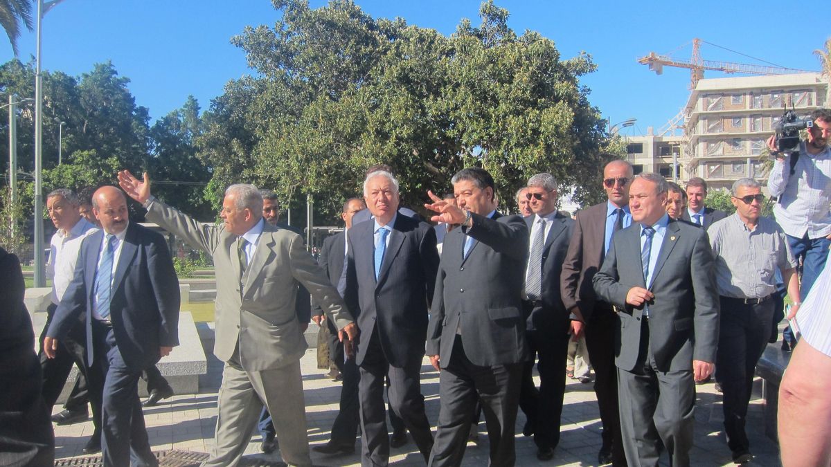 Margallo "saca pecho" de empresas españolas en Argelia, primera parada de Marca España fuera de Europa