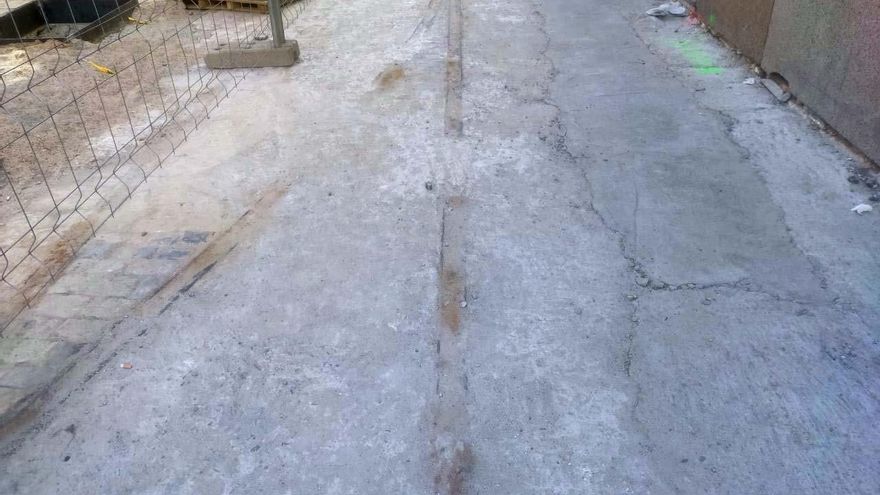 Distintas obras dejan a la vista los raíles del tranvía en Tetuán