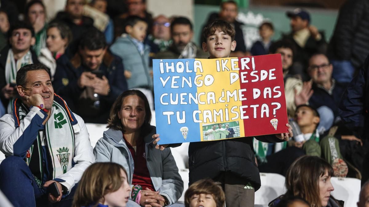 Grada Blanquiverde del Córdoba CF - Cádiz CF