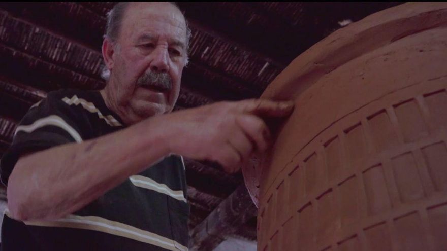 'Alfahar, una vida en el barro': un documental sobre la tradición cerámica más antigua de España