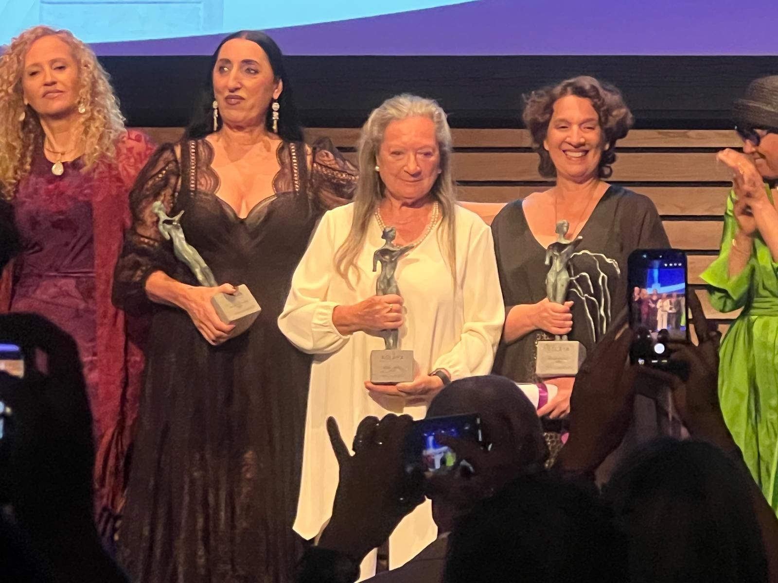 Elsa López recibe el Premio Internacional Aglaya a la Cultura de la Paz. LA PALMA AHORA