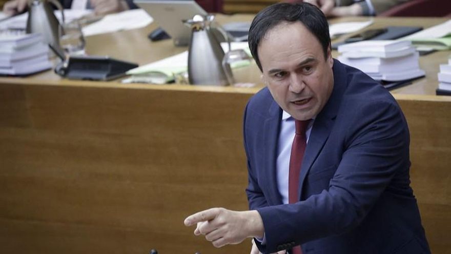 Pérez Llorca reconoce que hay que mejorar la gestión de las VPO y la oposición pide la dimisión de Camarero y Barcala