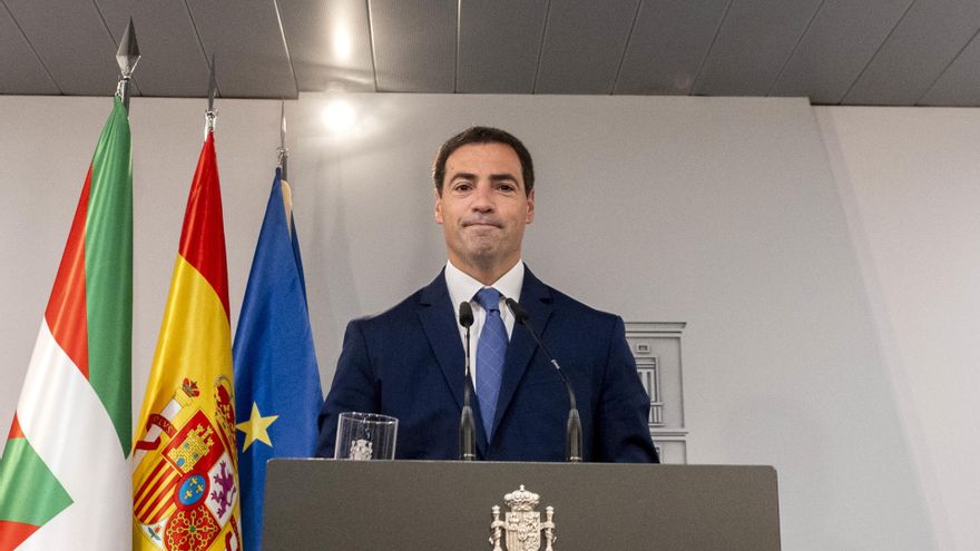Archivo - El lehendakari Imanol Pradales, comparece tras una reunión con el presidente del Gobierno, en el Complejo de La Moncloa, a 20 de septiembre de 2024, en Madrid (España).