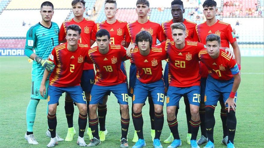 Pedri, convocado con la selección sub-21 a los 17 años