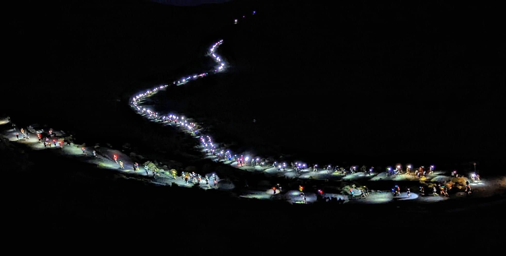 Salida de los corredores de la Transvulcania. JOSÉ F. AROZENA