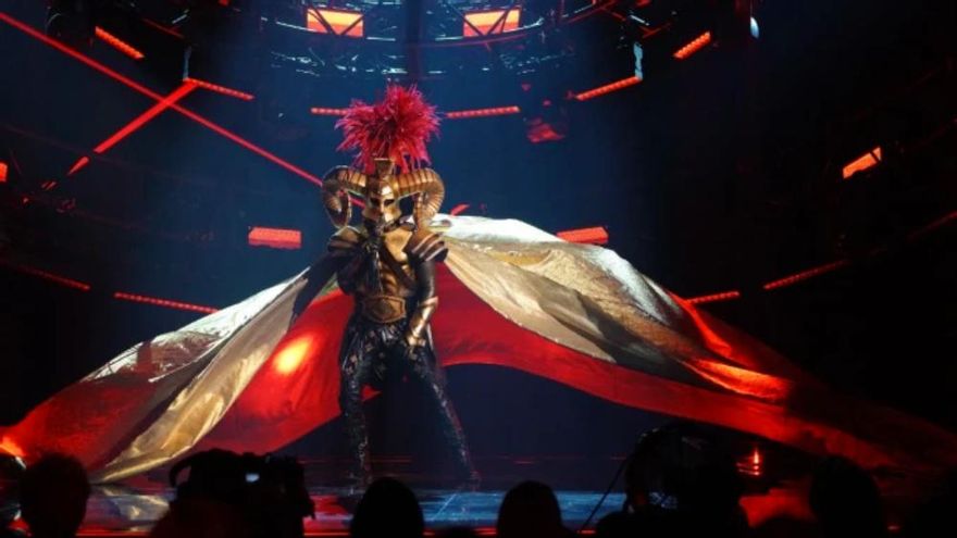'The Masked Singer' vivió un "incómodo" desenmascaramiento con un ganador del Emmy