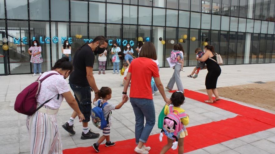 Extremadura inicia el curso escolar con 3.000 alumnos menos y más de 15.900 docentes