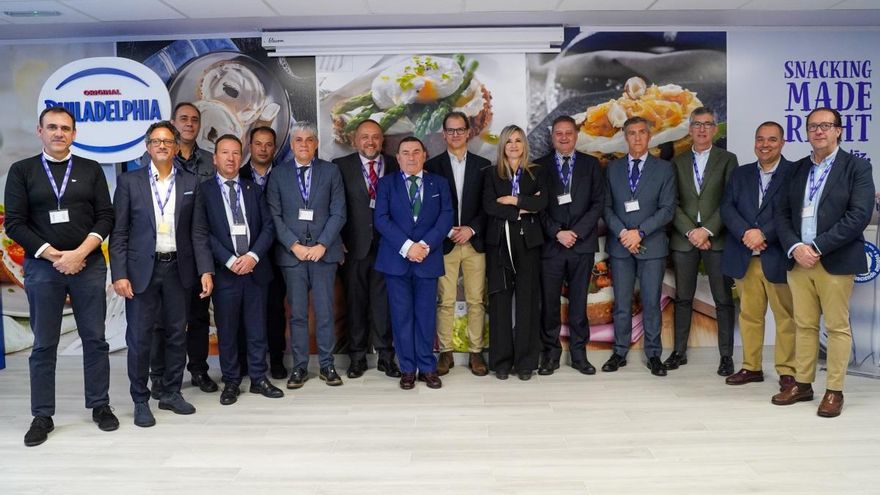 Hospital de Órbigo celebra medio siglo de fabricación del queso Philadelphia en España