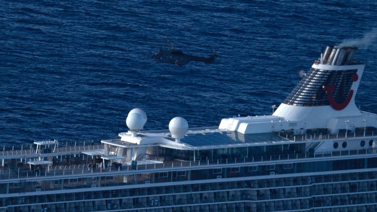 Evacuada a Gran Canaria en helicóptero a una pasajera de un crucero alemán por una peritonitis