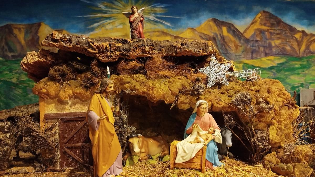 El belén de belenes: La Asociación Belenista Leonesa inaugura su nacimiento en el Centro Comercial León Plaza