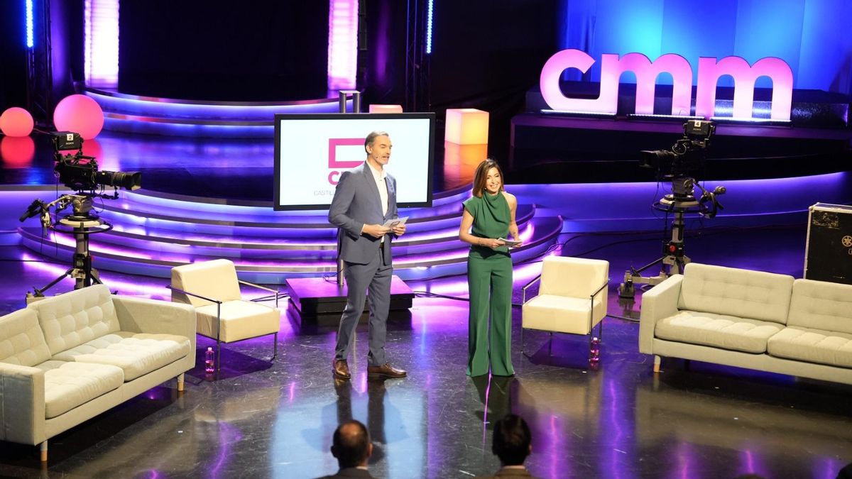 Mariló Leal y Carlos Macías conducen la presentación de los actos del 25 Aniversario de CMM