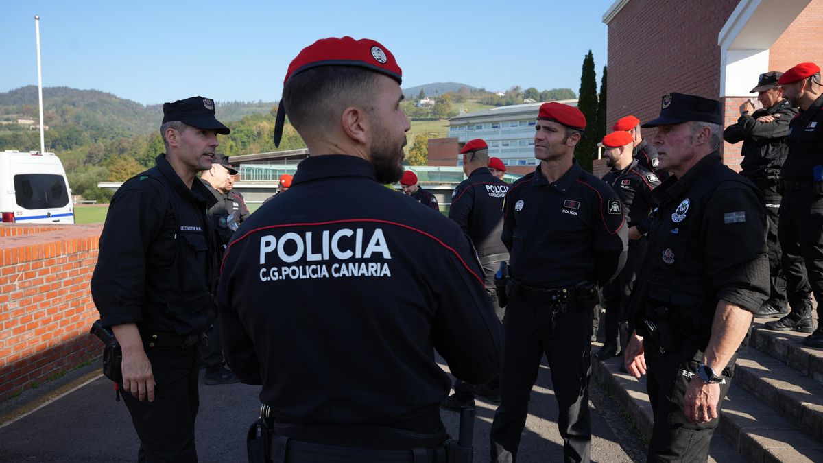 Formación en Euskadi de la Policía Canaria.