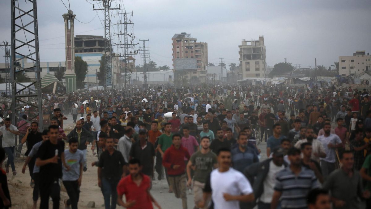 Se marchó a recoger ayuda y regresó envuelto en una mortaja