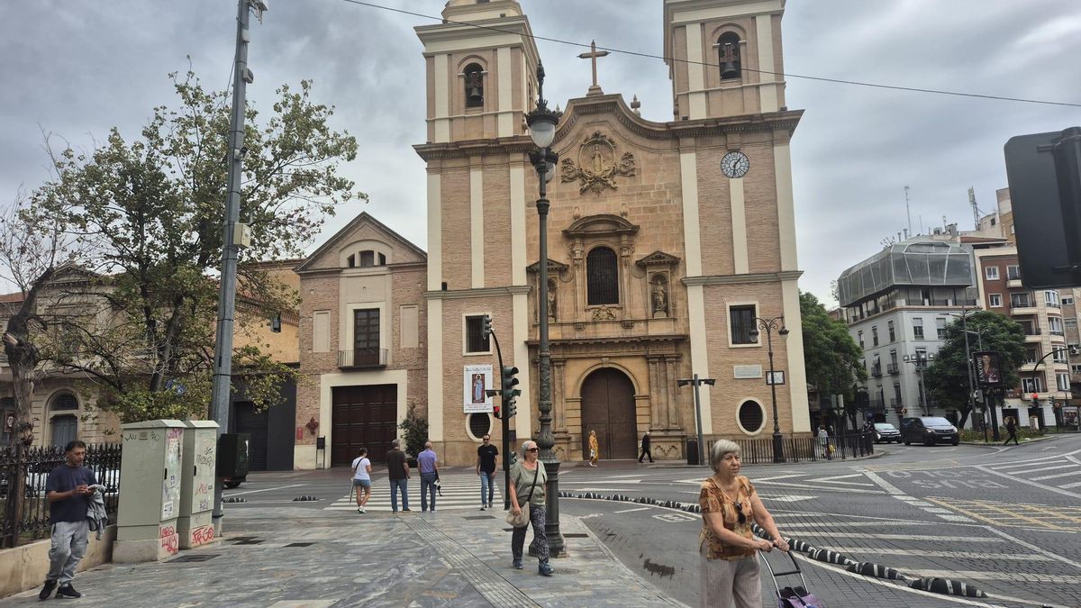 La iglesia del Carmen en el barrio murciano homónimo. E. R.