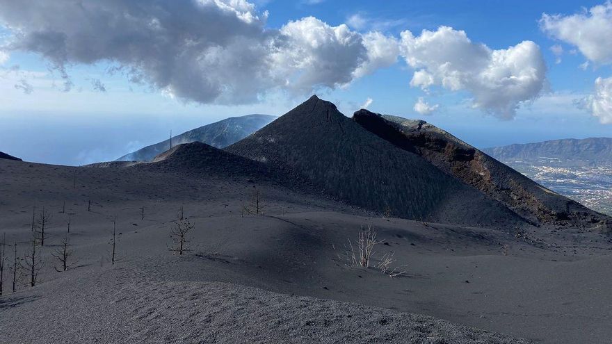 La Palma aprueba la reapertura del sendero para ver el volcán