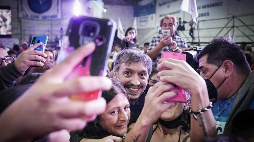 Máximo dijo que el dato de inflación de marzo "será muy duro" y pidió al Gobierno "hacerse cargo de la gestión"