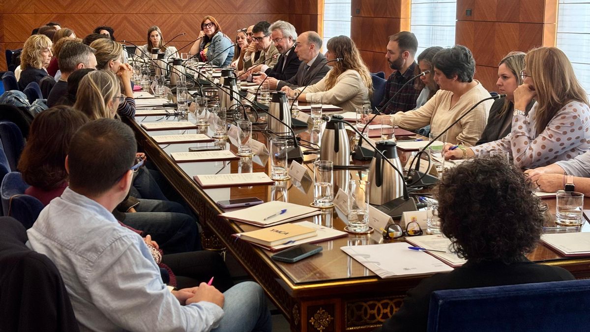 La regularización de inmigrantes fluye ya bien en Zaragoza tras un inicio marcado por el "boicot" del Ayuntamiento